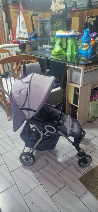 Carrinho de bébé...BabyCare