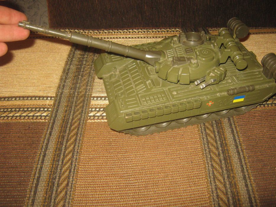 Танк Т-90,пластик