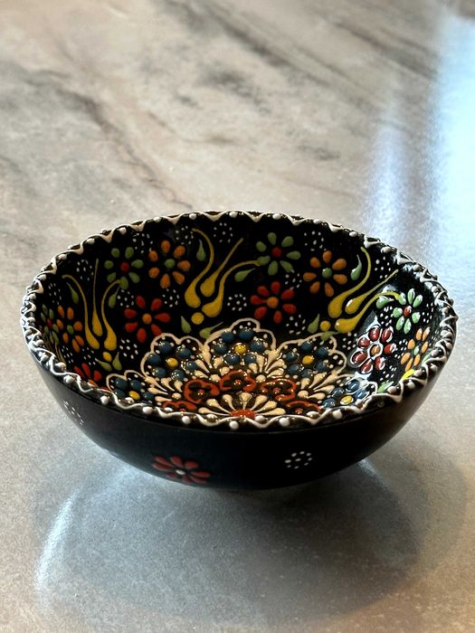 Miseczka ceramiczna (czarna) z tureckim wzorem