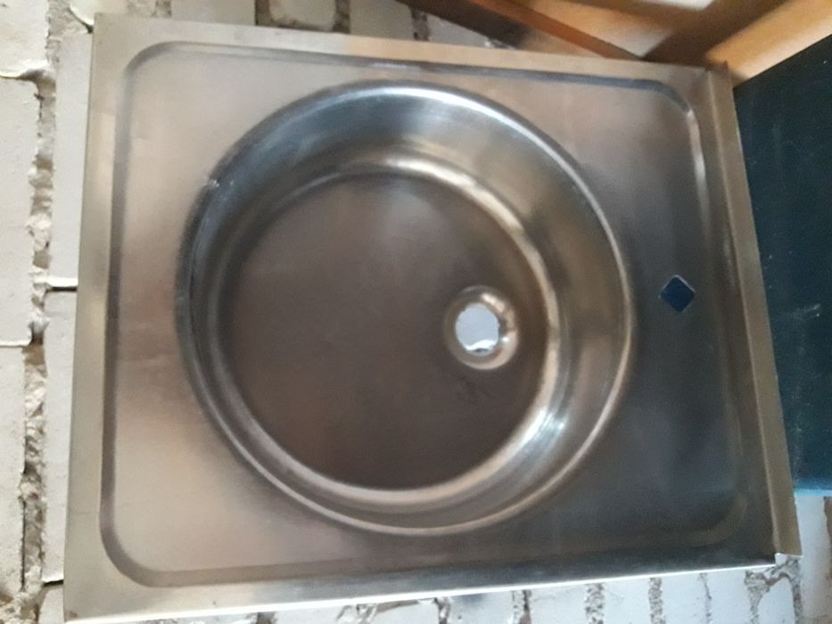 Продам мойку нержавейку