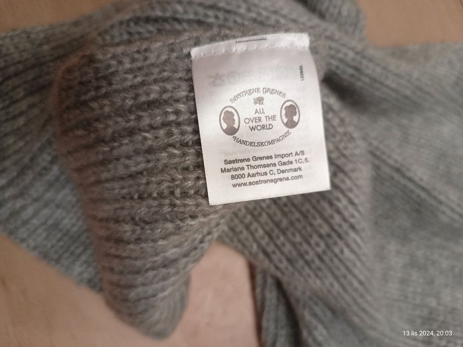 Gruby akrylowy szal zimowy damski Sostrene Grene