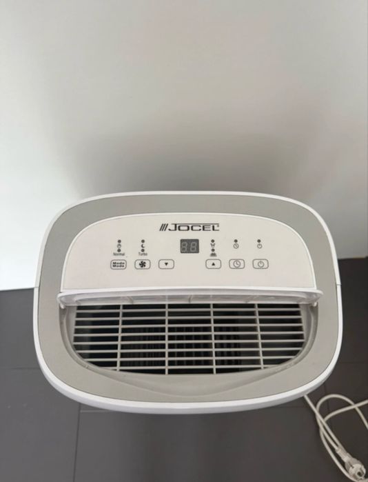 Desumidificador Jocel 20L. Eficiente e como Novo.
