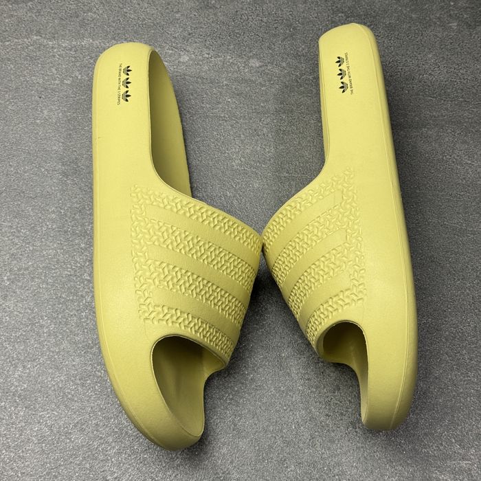 Тапки шльопанці адідас Adidas Adilette ОРИГІНАЛ 100% 40 р 26 см