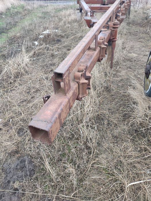 Плуг під високу круглу стійку Плуг ПЛН 3 Плуг ПНБ 8 Плуг ПЛН 8 Плуг8