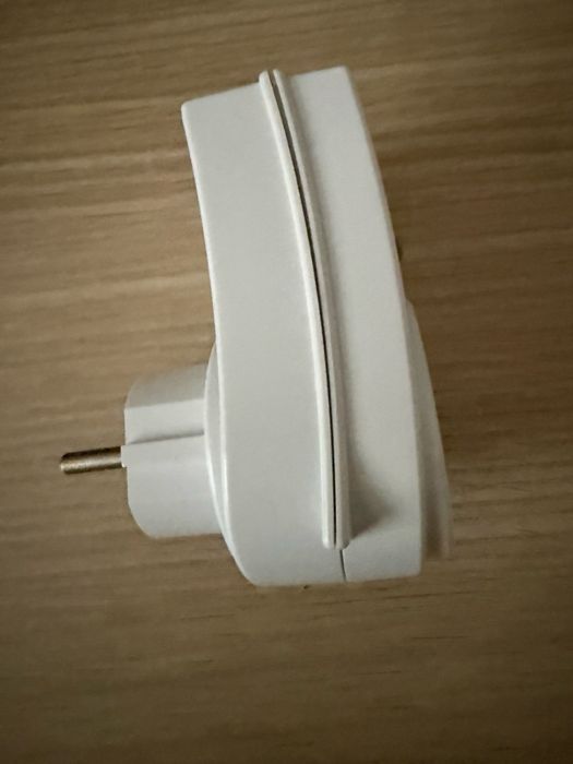 Реле напруги біле