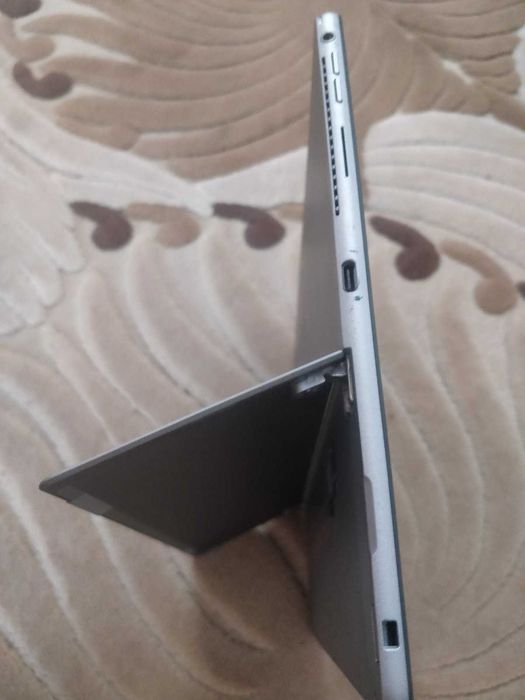 Планшет Dell Latitude 7320 Detachable I5-1140*8*256 батарея 100%