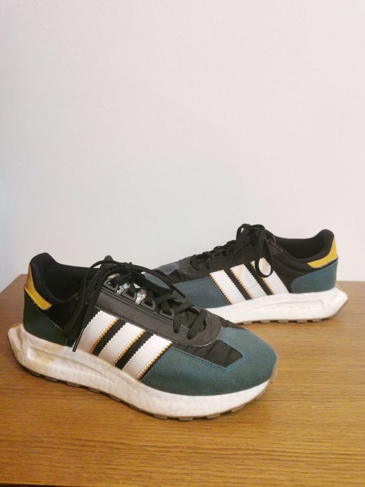 Sapatilhas Adidas Originals Retropy E5 verdes e laranjas