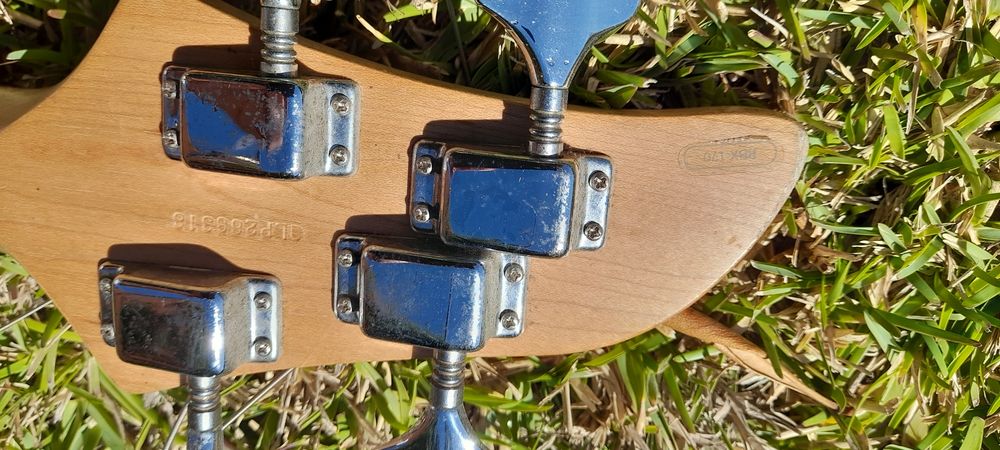 Baixo Yamaha RBX 170