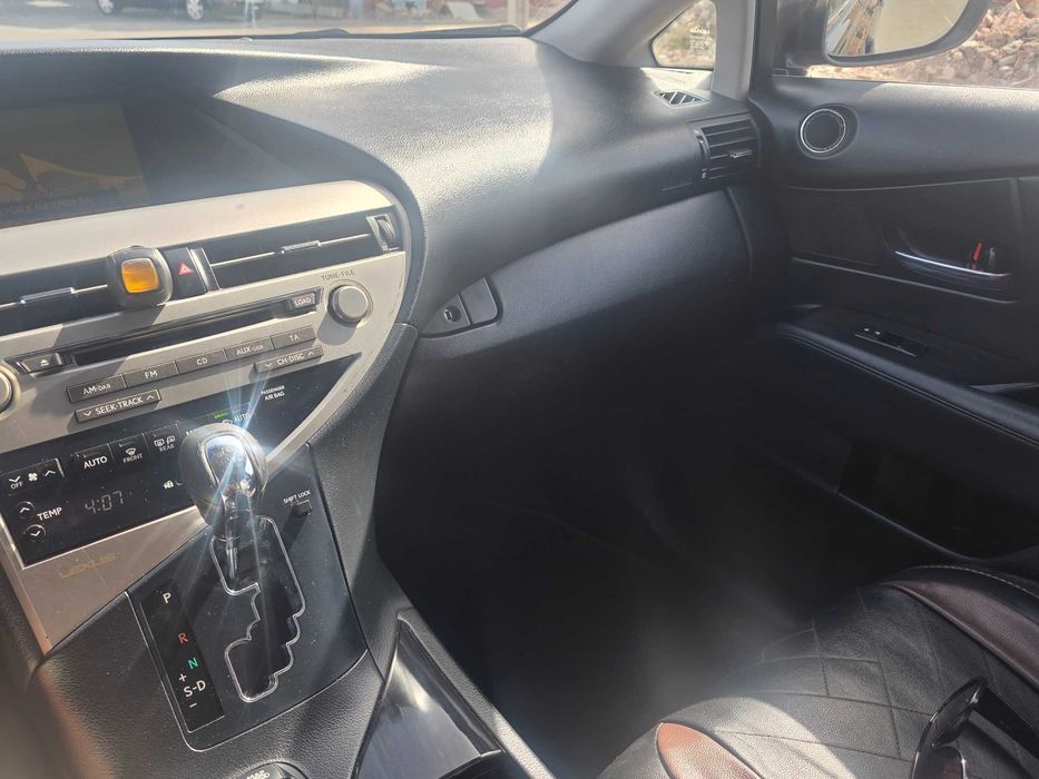 Lexus a circular diariamente excelente suv com motor super fiável da marca Toyota — photo 2