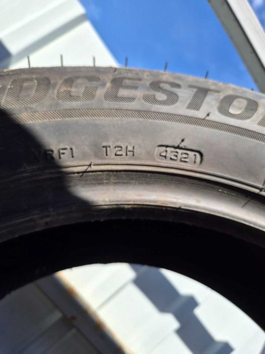 Зимові шини Bridgestone