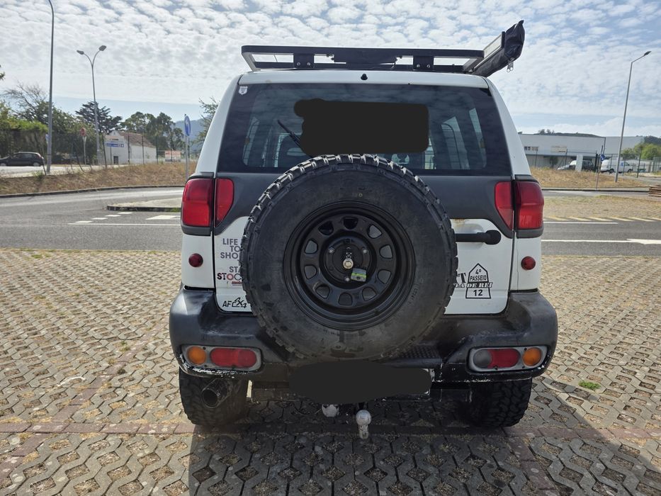 Nissan Terrano — fotografia 4