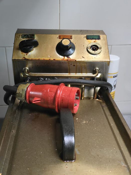 Fritadeira trifásico 12 litros