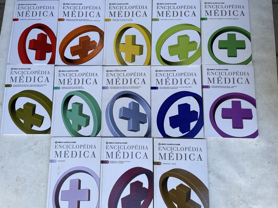 Vendo livros de Medicina e outro