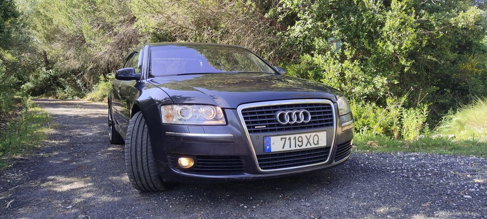 Audi A8 3.0 TDI Sedan luxo
