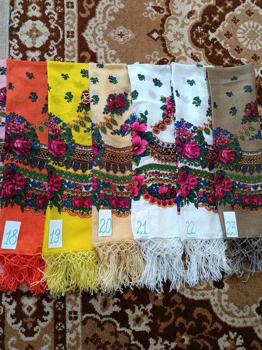 Продам великі українські хустки