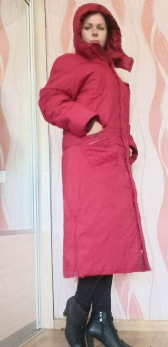 Продам настоящий пуховик