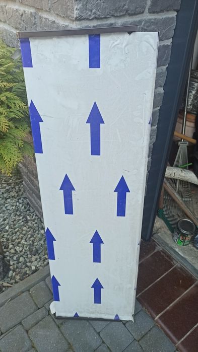 Nowy parapet aluminiowy brąz 35/116