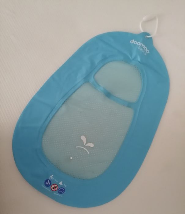 Leżaczek do kąpieli, dmuchany z siateczką