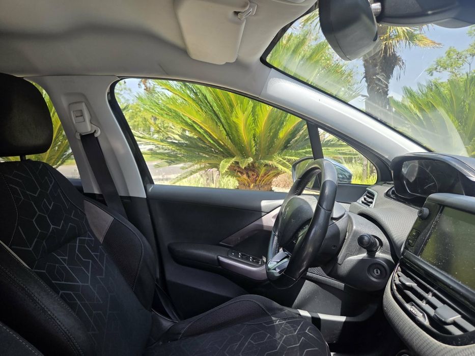 Peugeot 2008 SUV Lindo