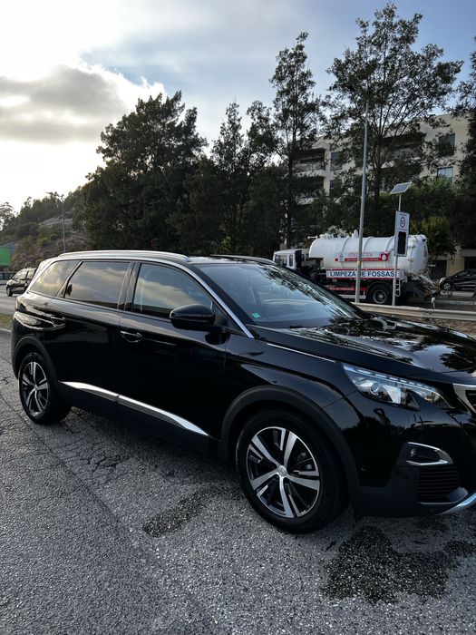 Peugeot 5008 1.5 BlueHDi Automático | 7 Lugares | 2019