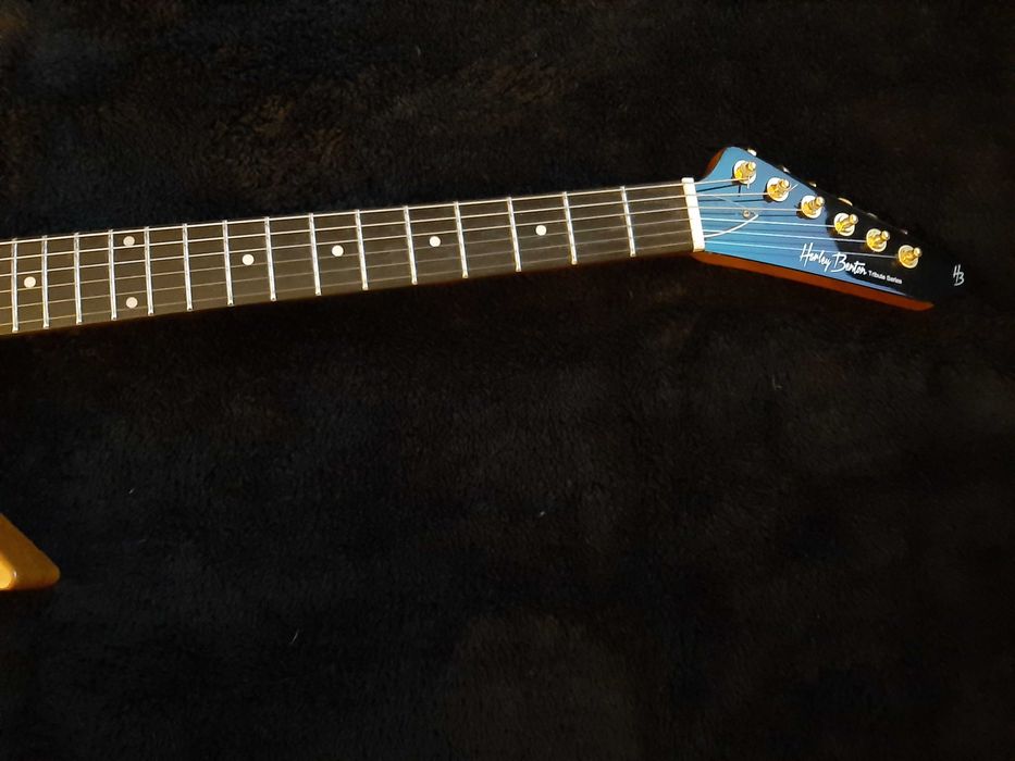 Guitarra Explorer EX 76