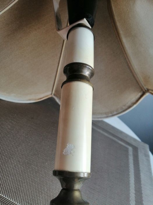 Stara lampa z abażurem