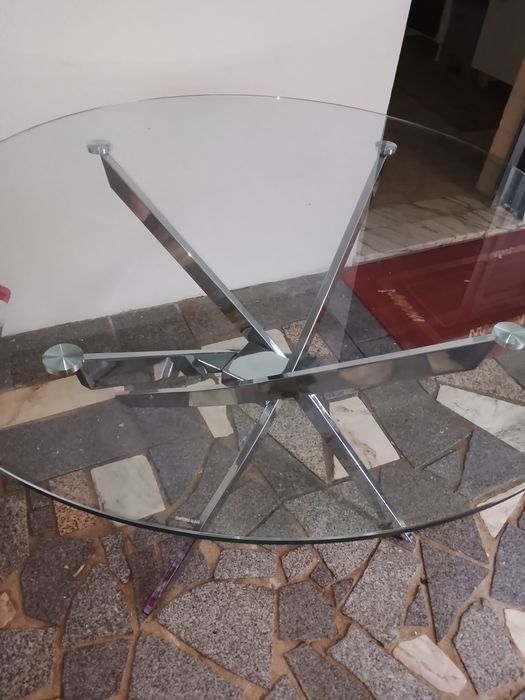 Mesa de vidro semi nova