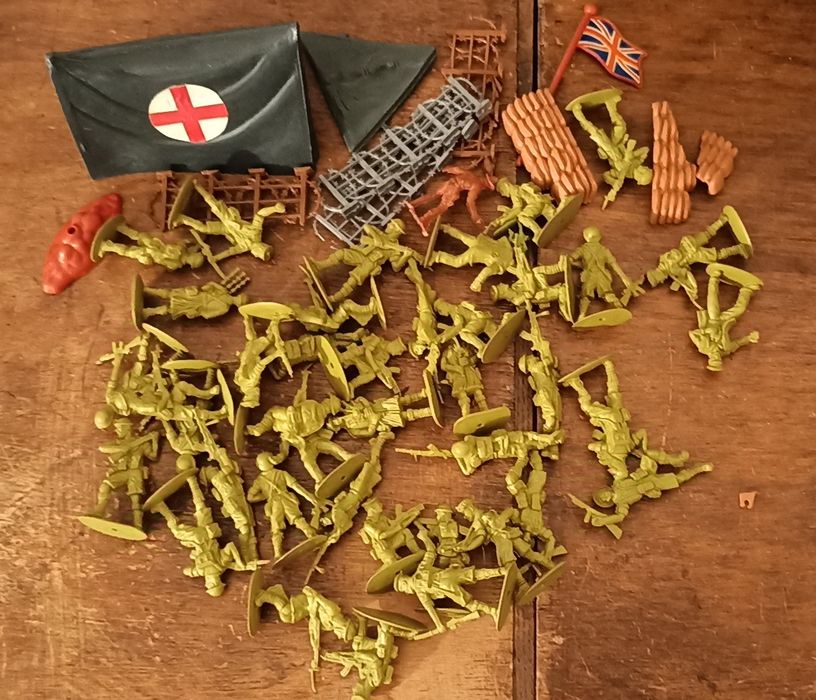 Conjunto brincar soldados e acessórios