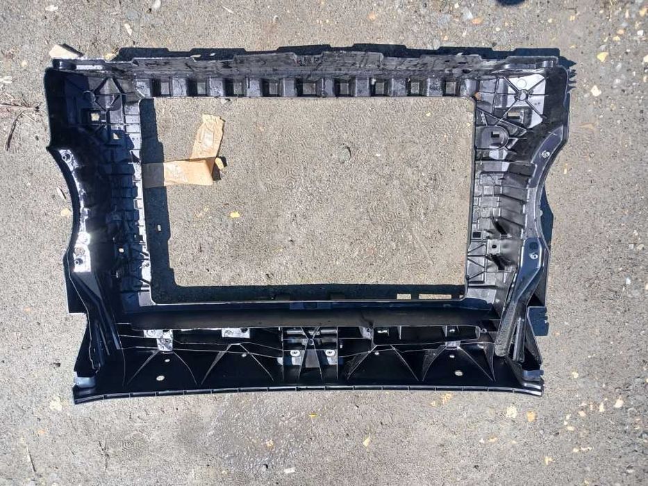 Pas przedni VW Touran CADDY III 2010-2015 OEM 1T0 805 588 AF