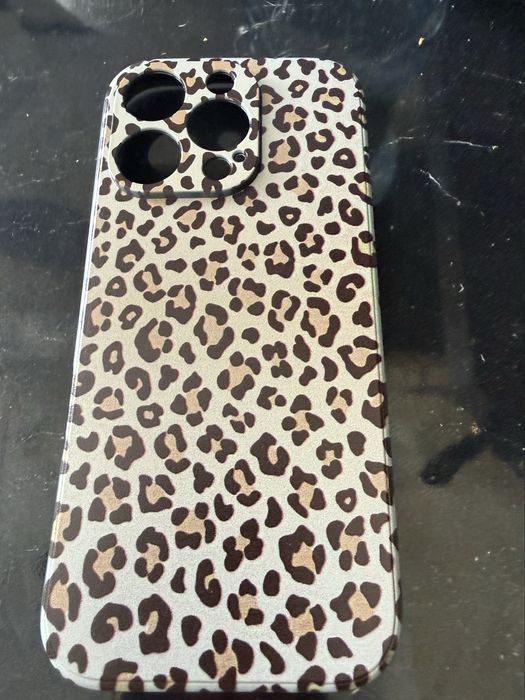 Etui Iphone 16 Pro Nowe