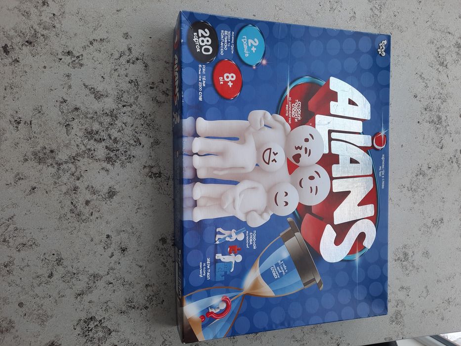 Продам настольную игру Альянс (ALIANS)