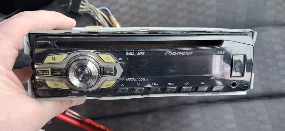 Radio Pioneer DEH-1400UB