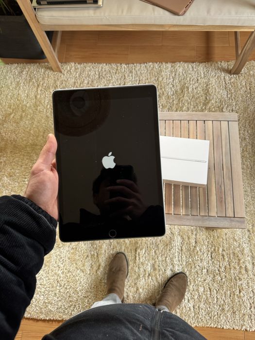 iPad Apple 9ª Geração Prata