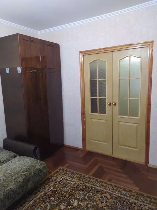 Apartment in Zaporizhzhya, Pivkolo - View 2