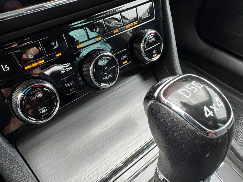 Skoda Superb Virtual Cocpit / 4x4/ DSG/ Full Led / 200 Ps/ Bezwypadkowa!!