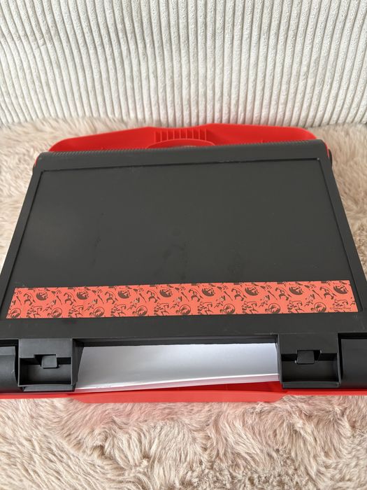 Etui skrzynka na kartki do rysowania