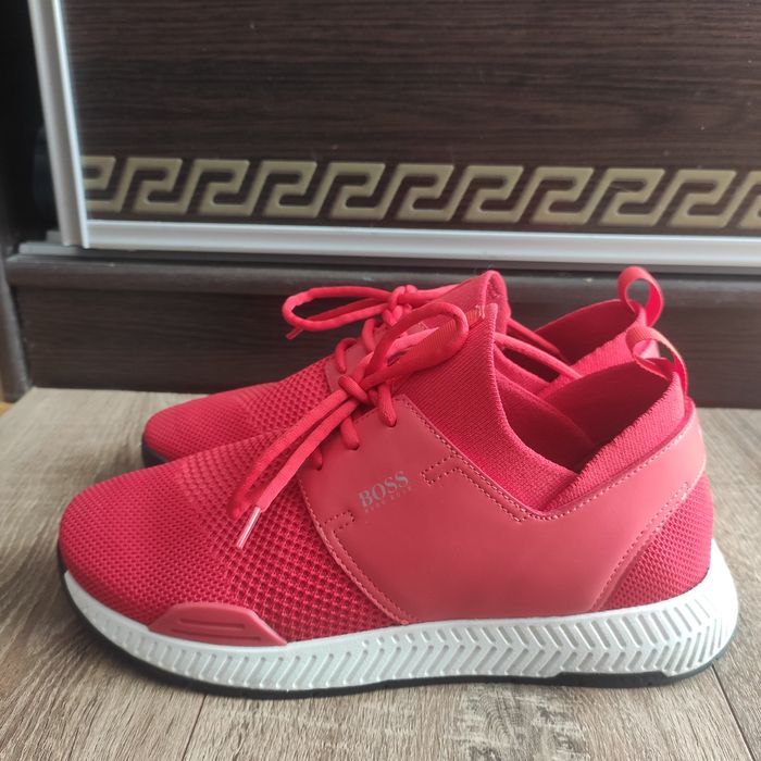 Hugo boss sale red shoes