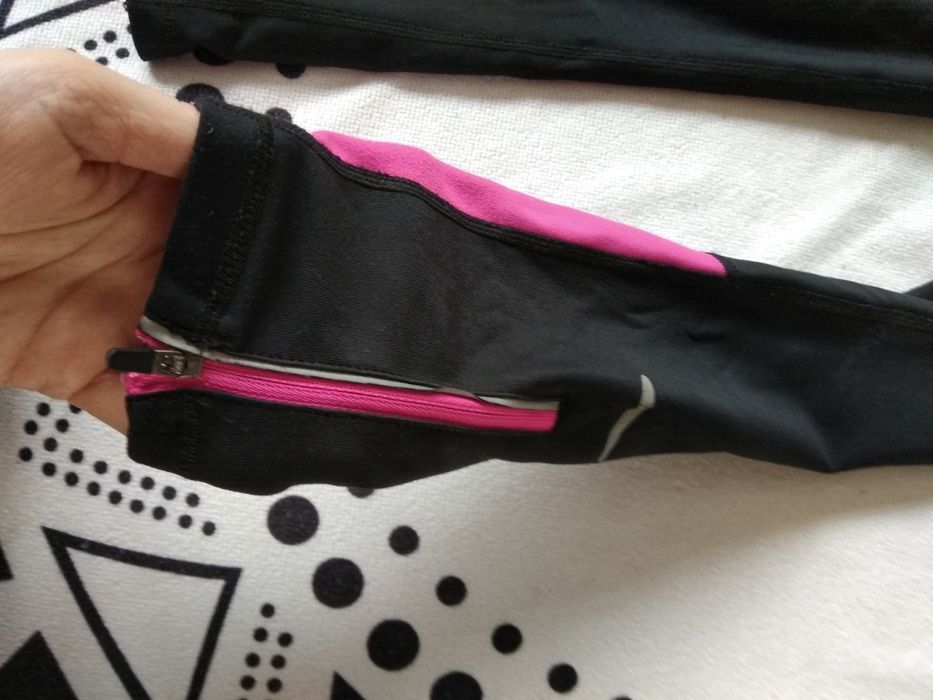 Czarne legginsy sportowe 122 Swedemount