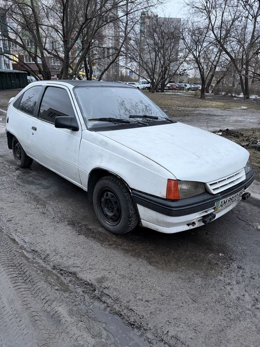Opel Kadett 1.8 БЕЗ торга