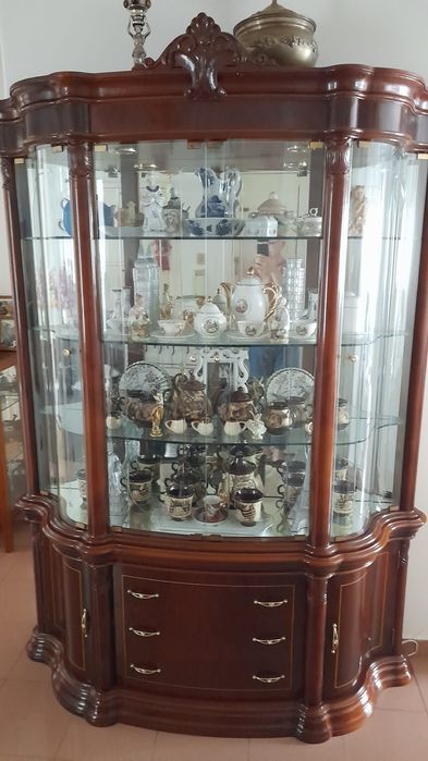 Móveis de sala, em  bom estado