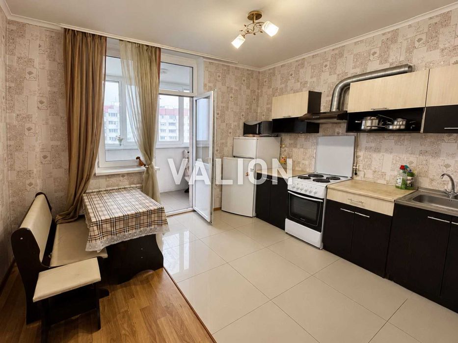 Продаж 3-кімнатної квартири 104м2. Білицька, 20, Подільський район, Куренівка.