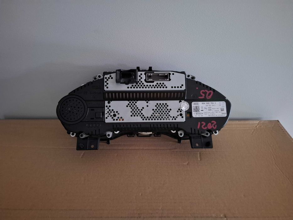 Licznik Zegary Wyświetlacz Audi Q5 FY Oryginał EUROPA