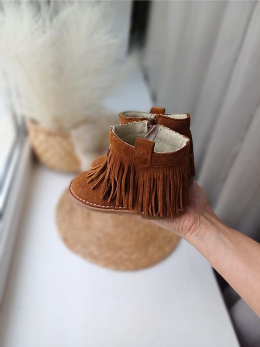 Черевики чоботи ботінки на дівчинку