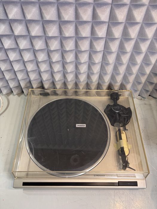 Gramofon Pioneer PL 120