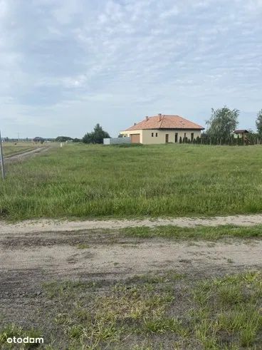 Sprzedam-atrakcyjna dzialka