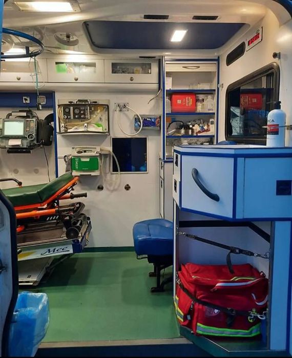 Продам Автомобіль швидкої допомоги