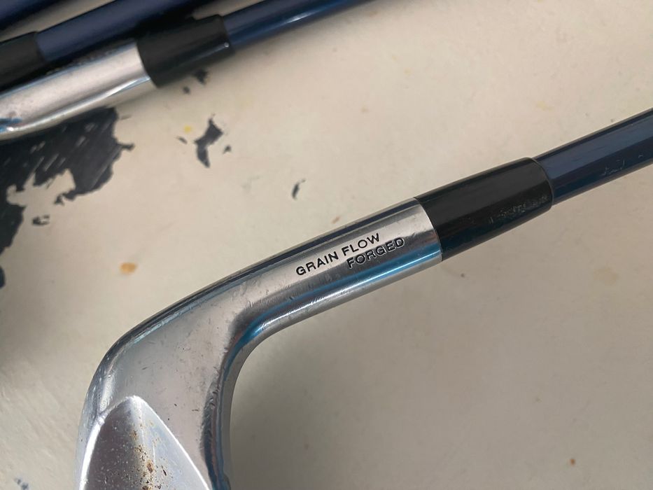 Iron set Mizuno MX-20 ( T-Zoid ) grain flow forged .