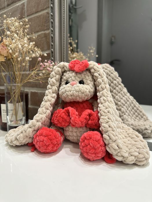 В’язані іграшки ручної роботи