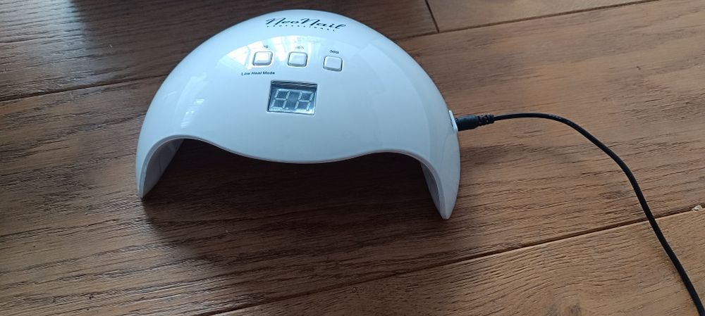 Lampa UV do hybryd i pochłaniacz pyłu