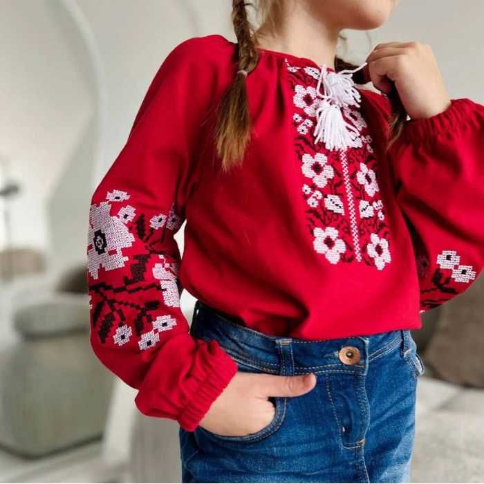 Вишиванка на дівчинку